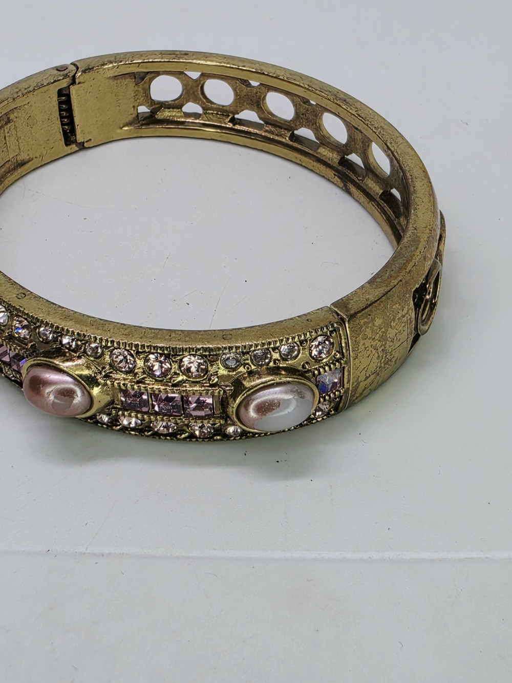 Heidi Daus Pink Swarovski Rhinestone Faux Pink Pearl 7" Hinge Bangle Bracelet - Picture 3 of 7